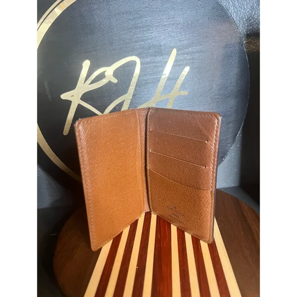 Louis Vuitton Monogram Pocket Organizer - Picture 9 of 16